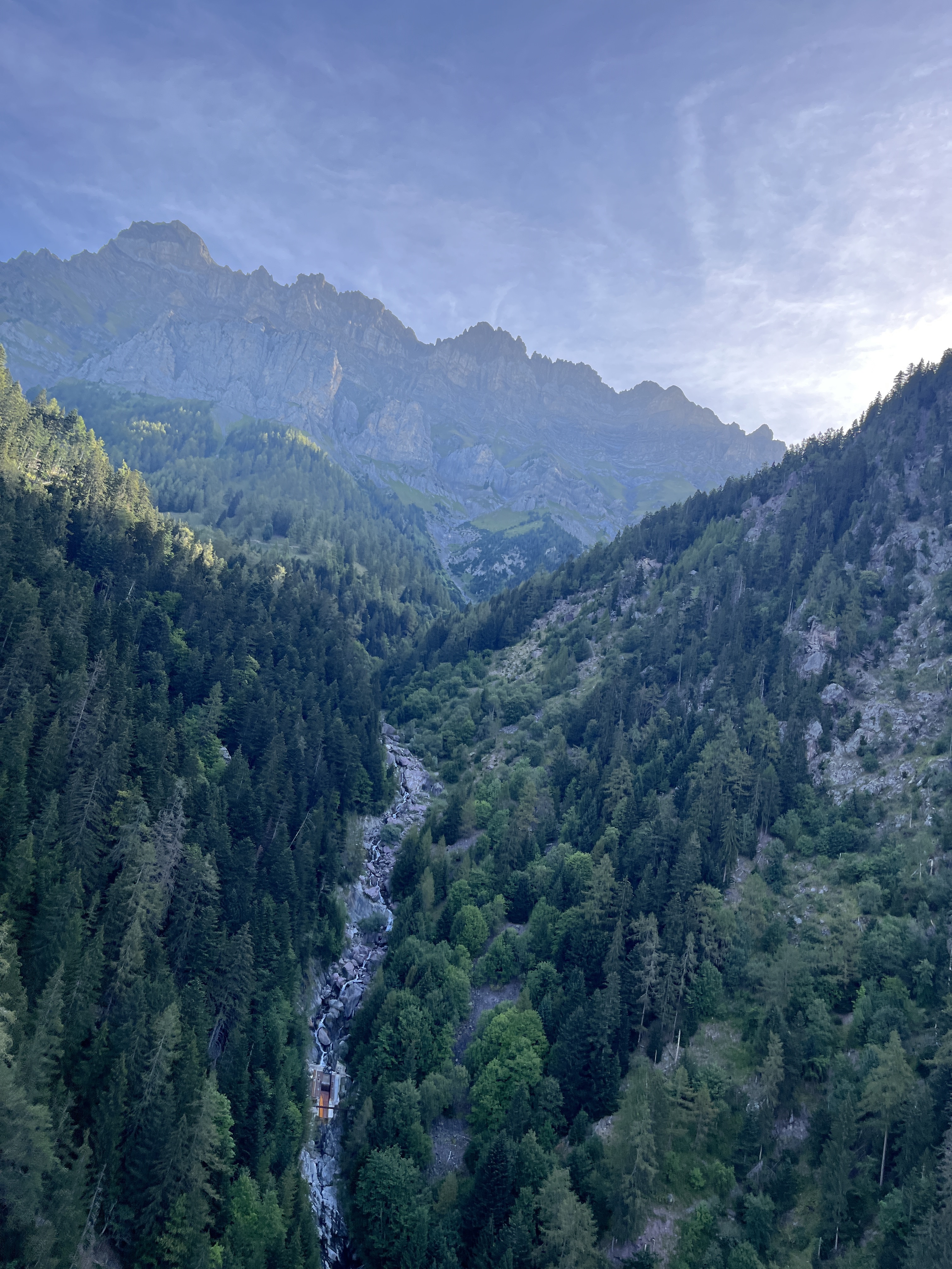 Un amateur de wingsuit a perdu la vie dans un accident sur les hauts de Collonges